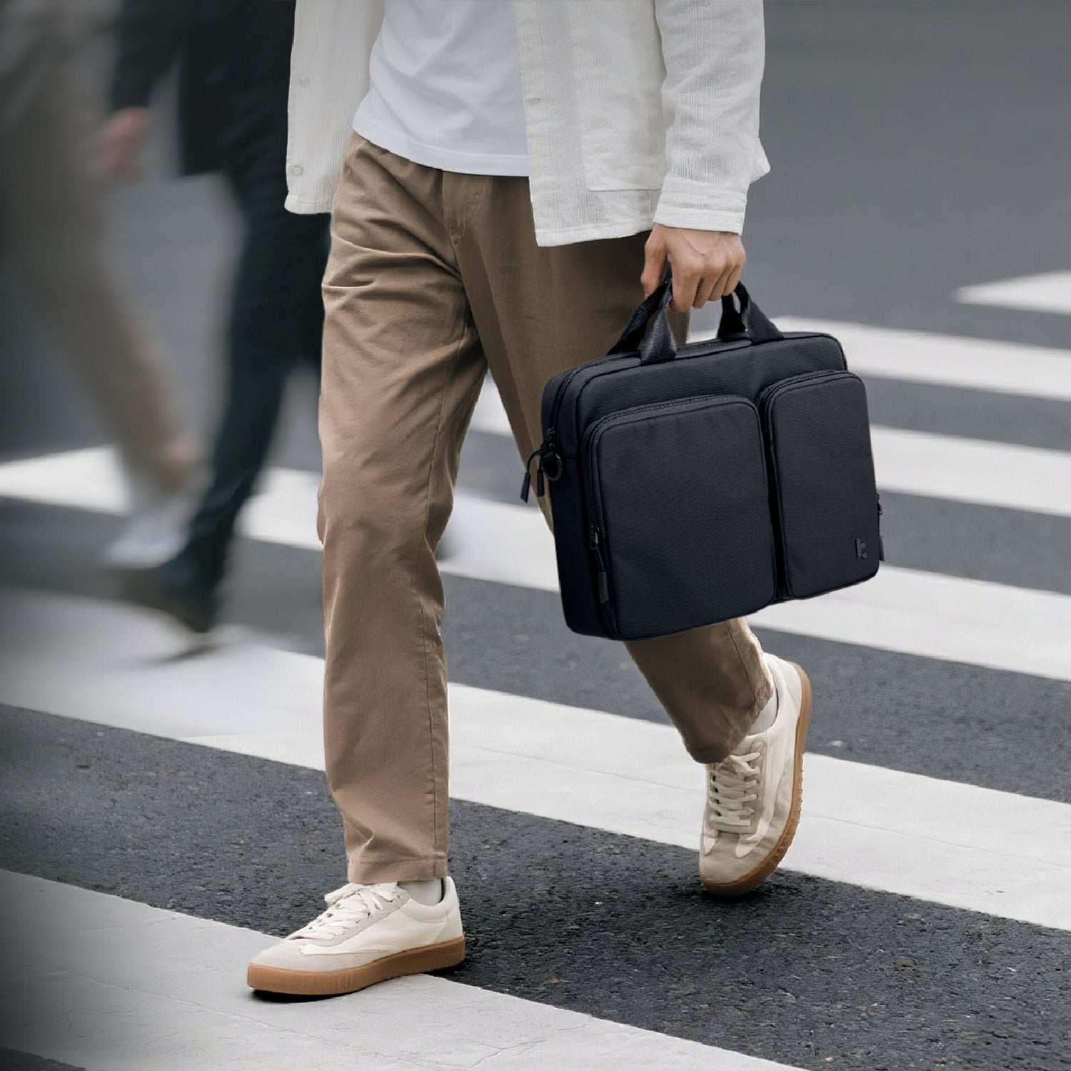 tomtoc Navigator-A33 Laptop Shoulder Bag