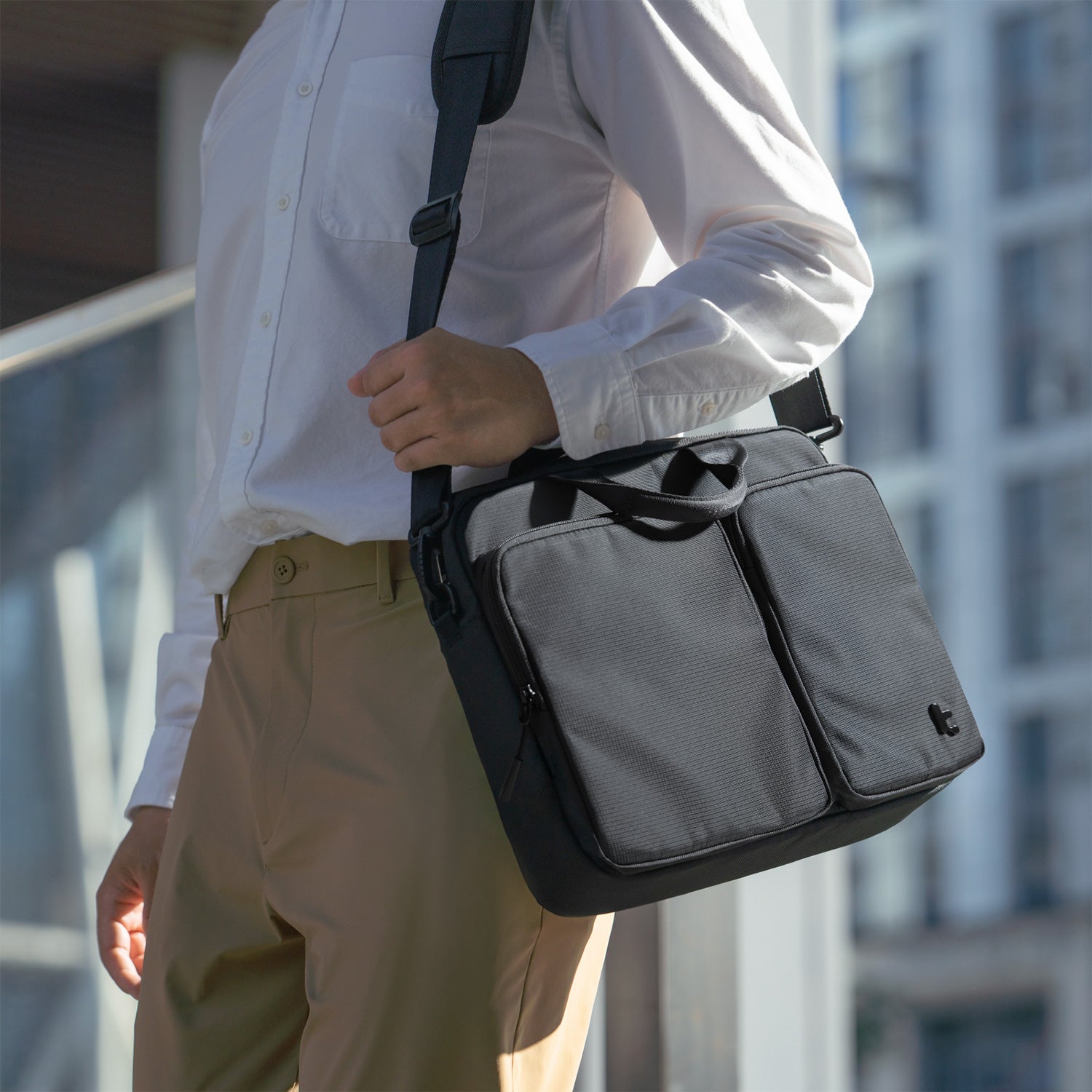 tomtoc Navigator-A33 Laptop Shoulder Bag