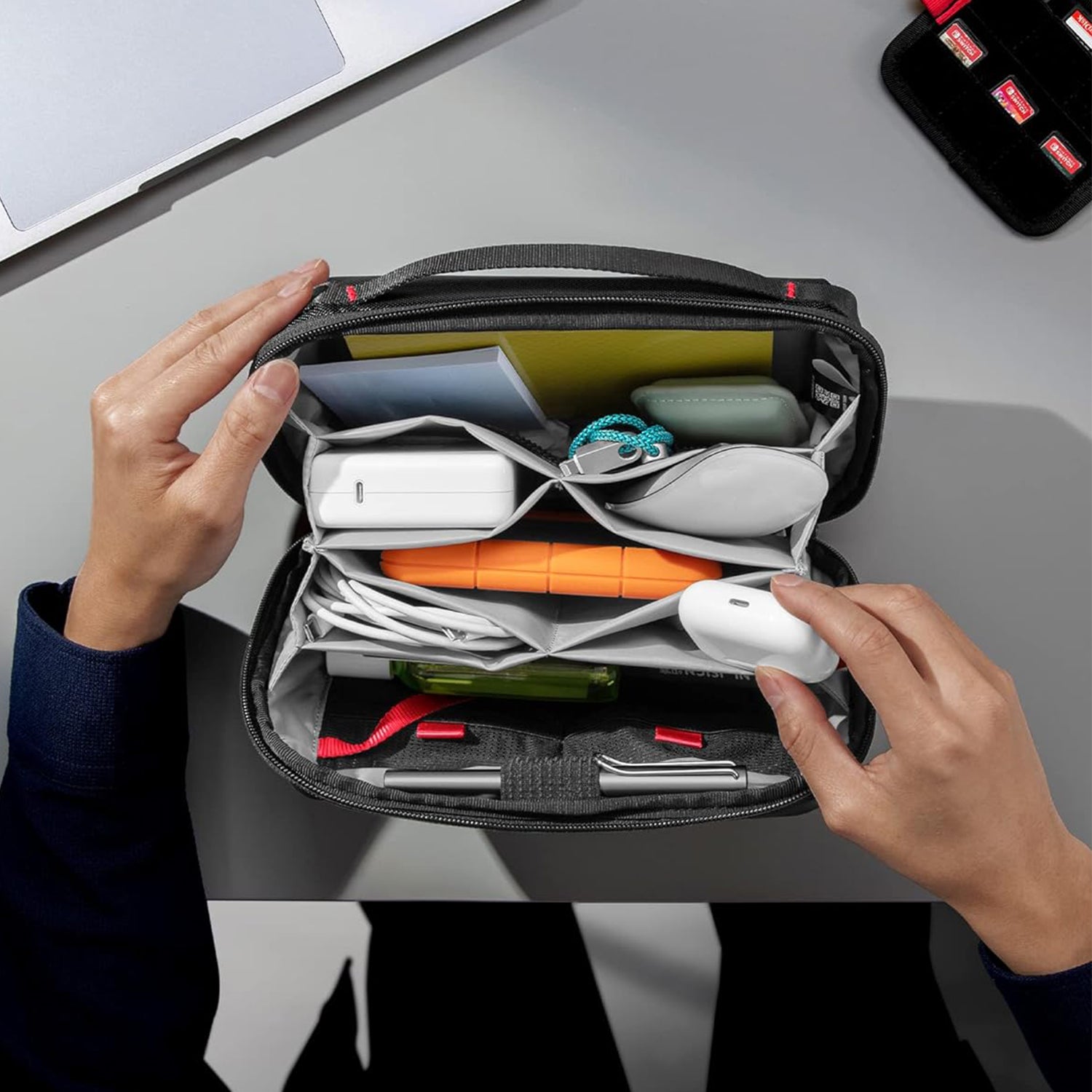 Navigator T13 Organizer Pouch (M) - Blue