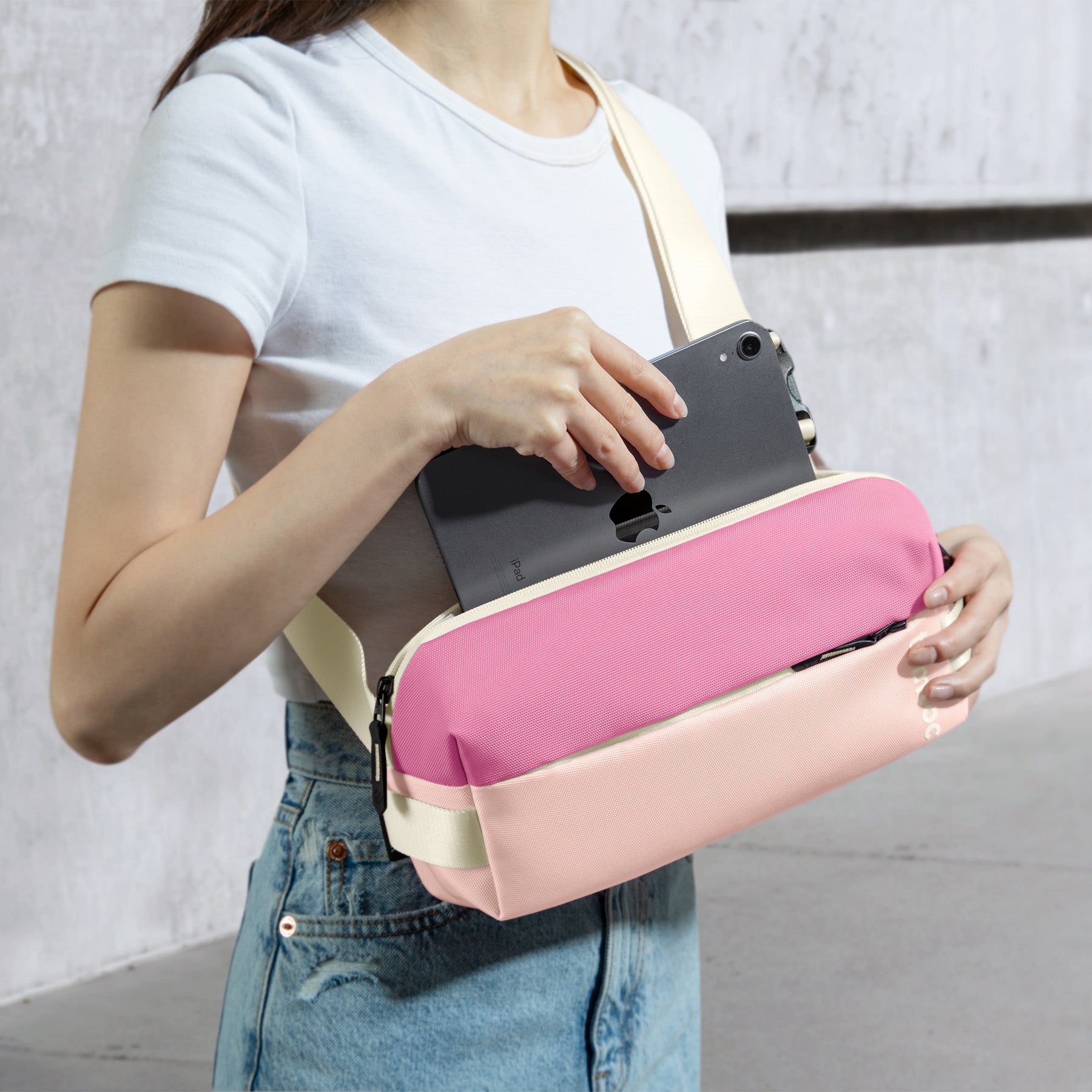 Explorer T21 EDC Sling Bag (S) - Pink