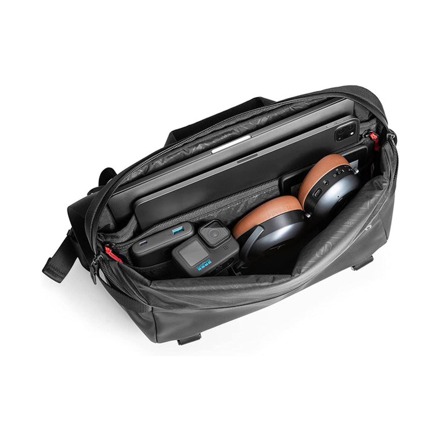 Explorer T21 Laptop Sling Bag 14" - Black
