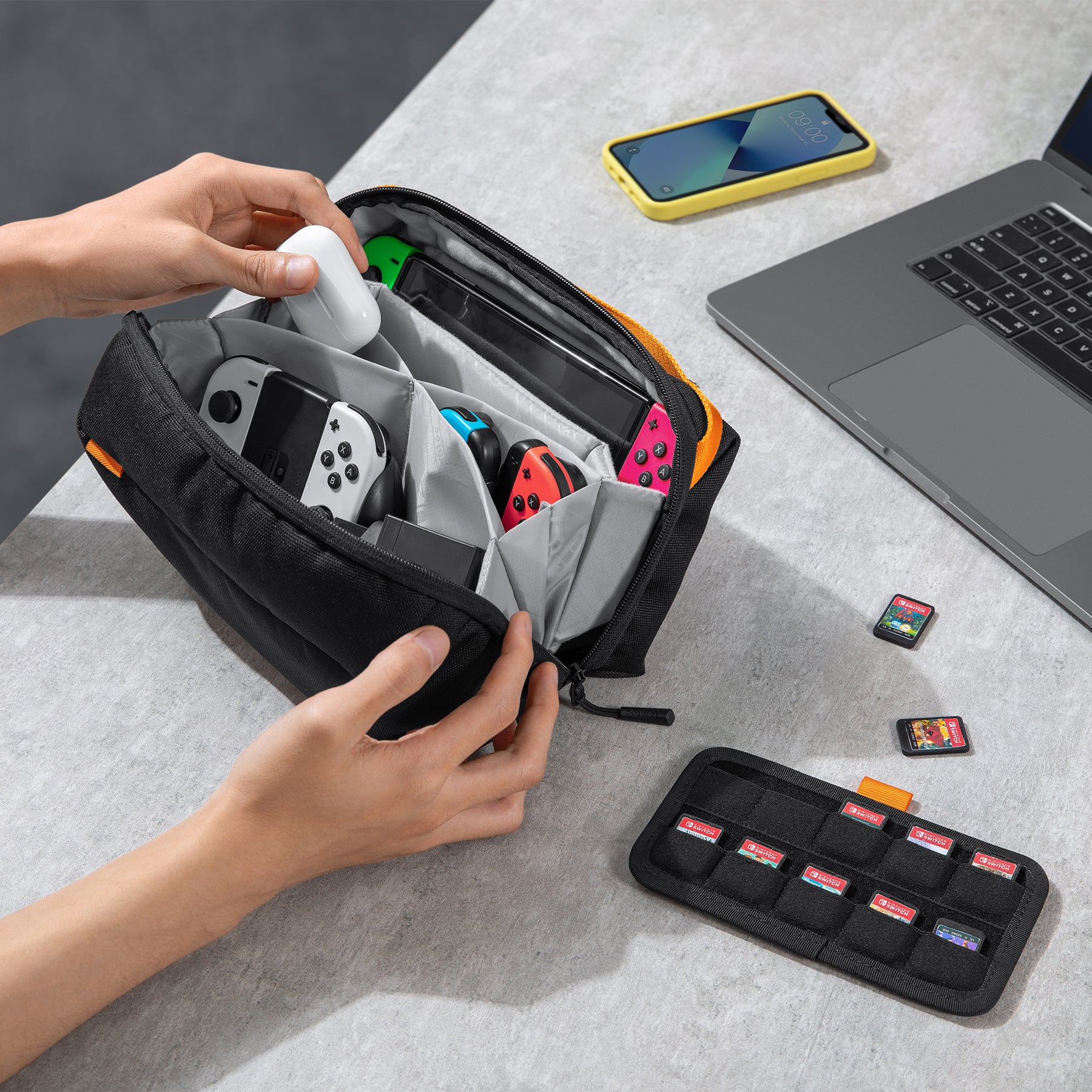tomtoc Carrying Bag Protective Large Capacity With 20 Game Card Slots - Nintendo Switch / OLED Model