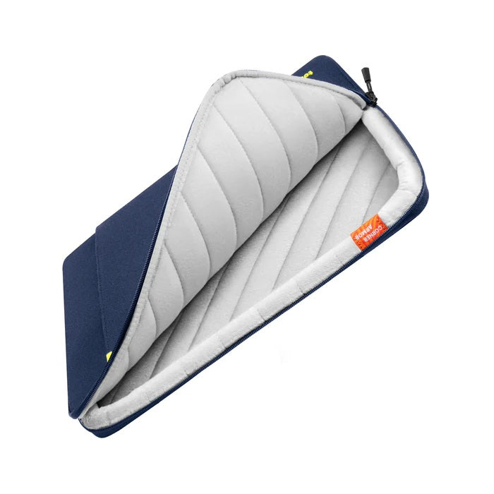 Defender A13 Laptop Sleeve (Macbook) 13" - Dark Blue