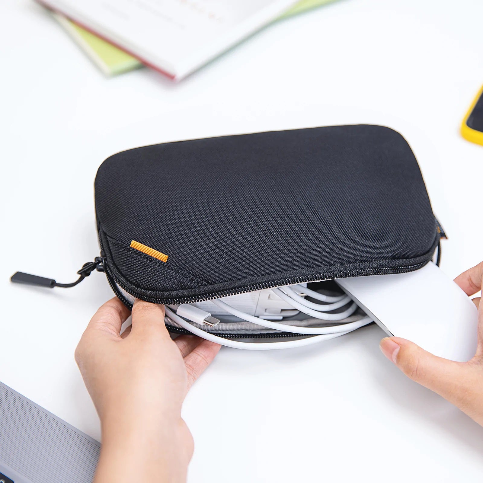 Defender A13 Tech Pouch - Black