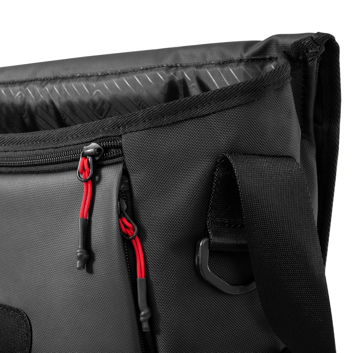 Explorer T22 Messenger Bag 16" - Black