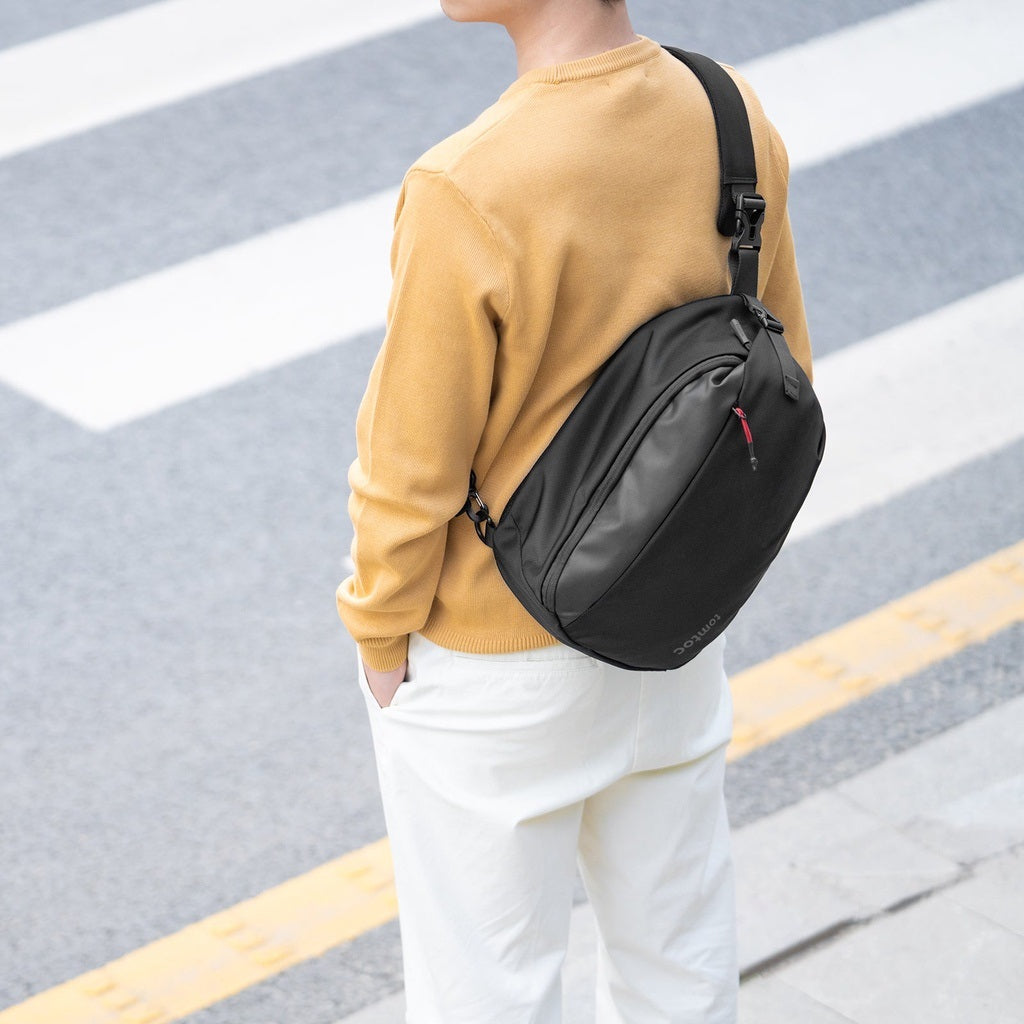 tomtoc Oculus Quest 2 Men Bag / Shoulder Bag / Sling Bag / Crossbody Bag - Black
