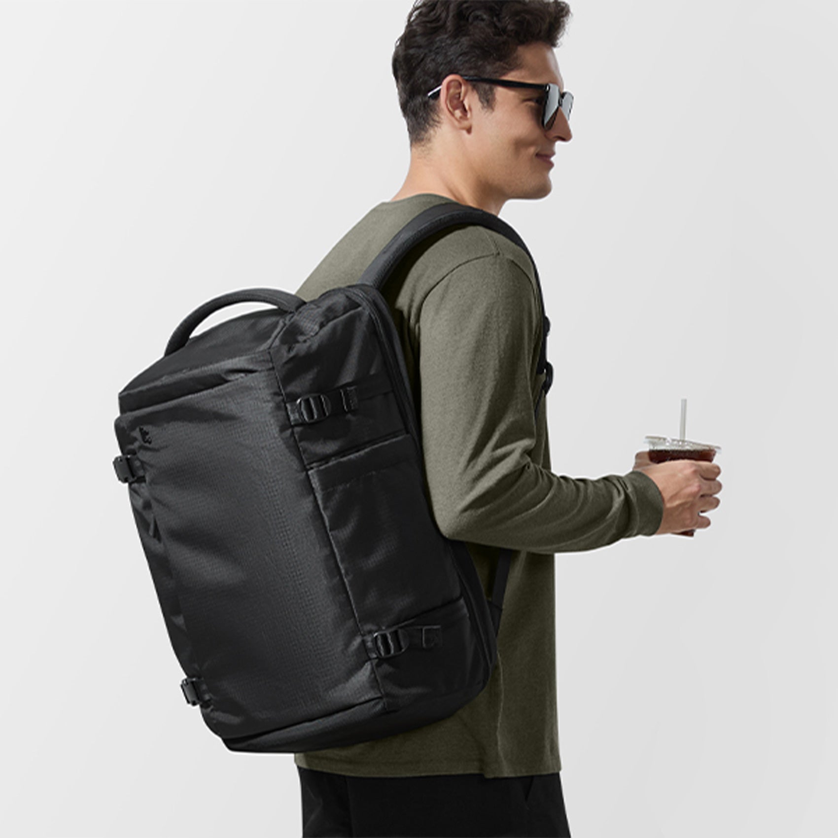 tomtoc Navigator-T66 Liteway Travel Laptop Backpack S - 28L