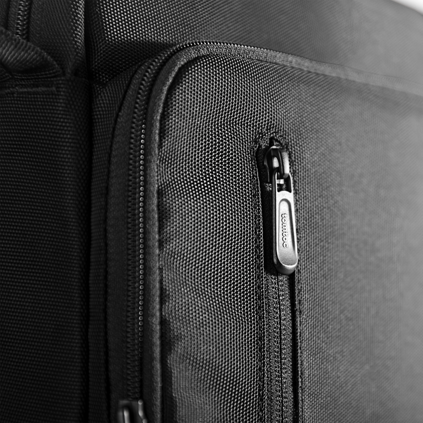 tomtoc 15.6 Inch Casual Laptop Messenger Bag / Business Shoulder Bag - Black